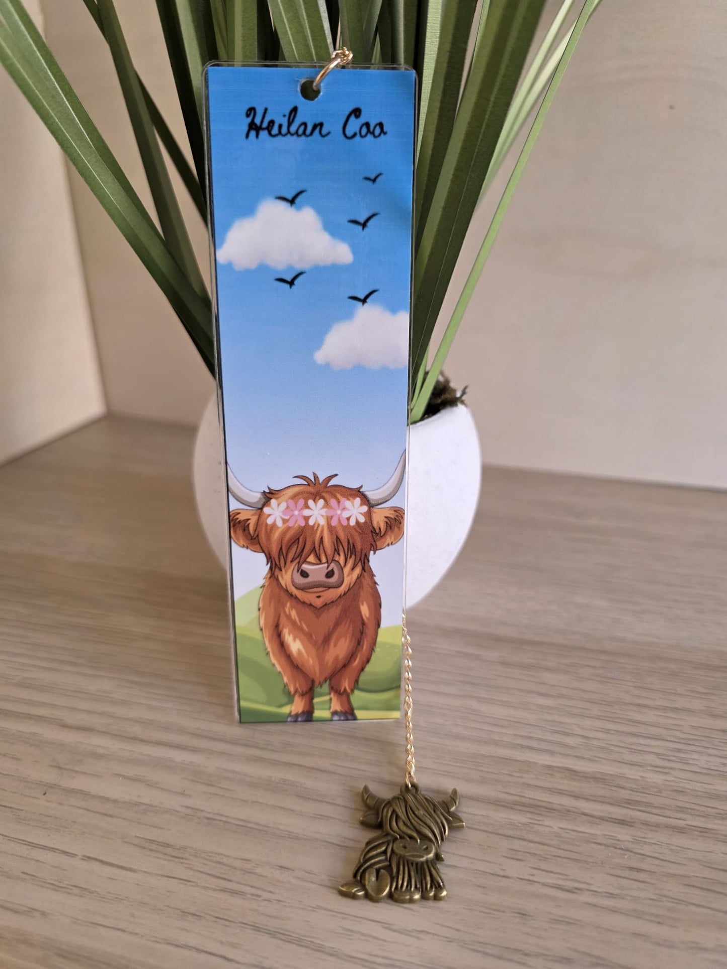 Heilan Coo Acrylic Bookmark